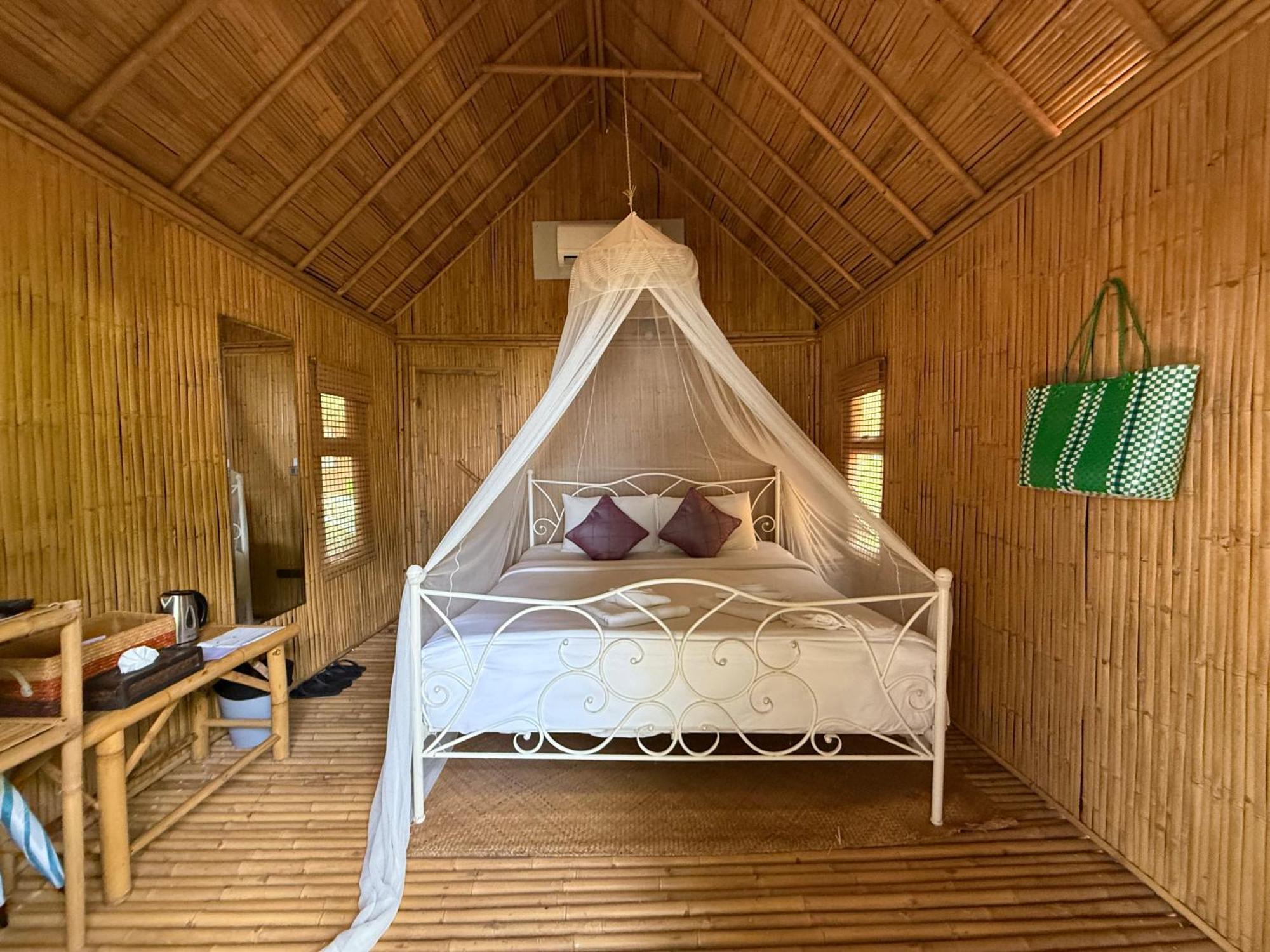 Resor Anyavee Krabi Klong Muang Beach